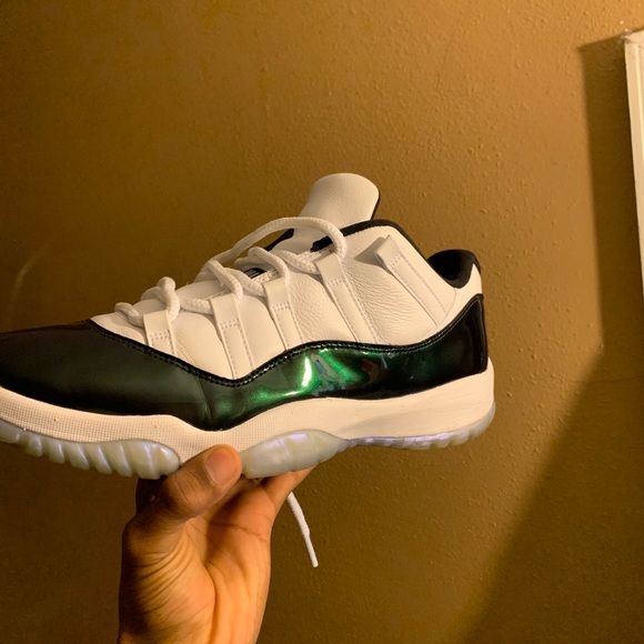 jordan 11 iridescent